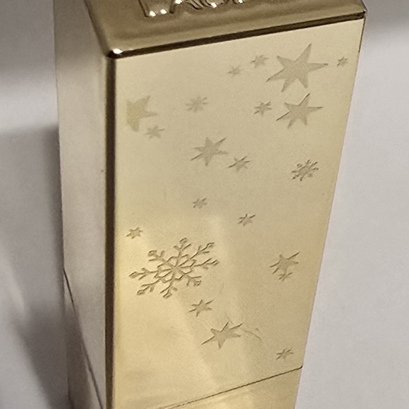 Estee Lauder Embossed Lipstick in Gold Case - Picture 3 of 3